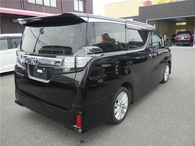 VELLFIRE-3