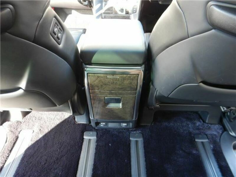 ALPHARD-26