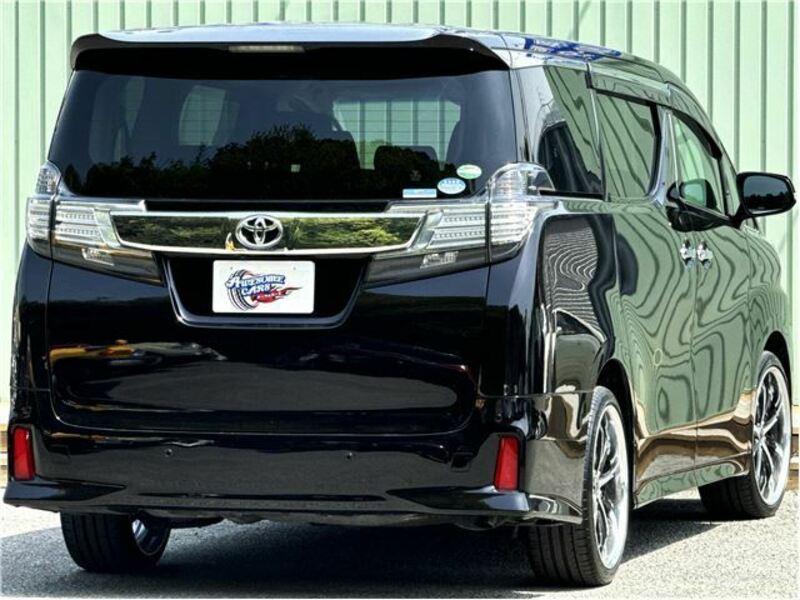 VELLFIRE-1