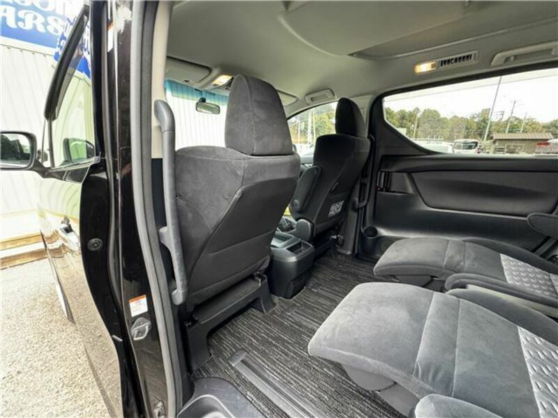 VELLFIRE-46