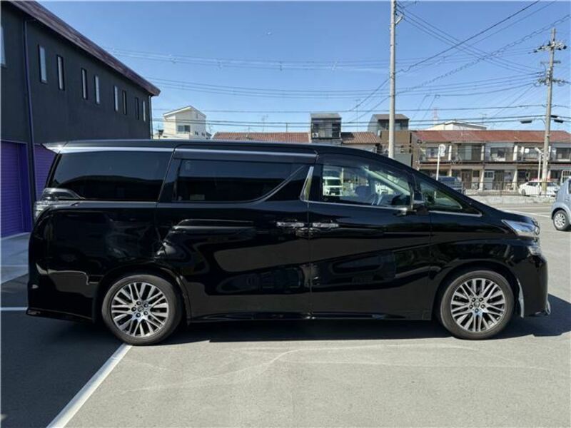 VELLFIRE-6