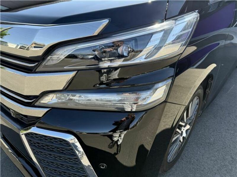 VELLFIRE-13