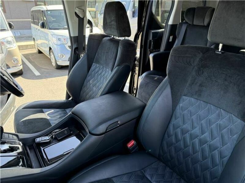 VELLFIRE-32