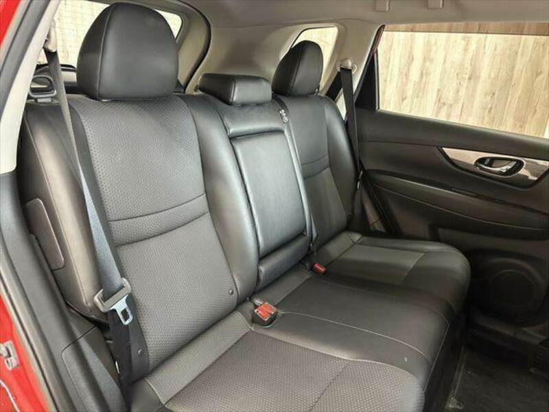 X-TRAIL-7