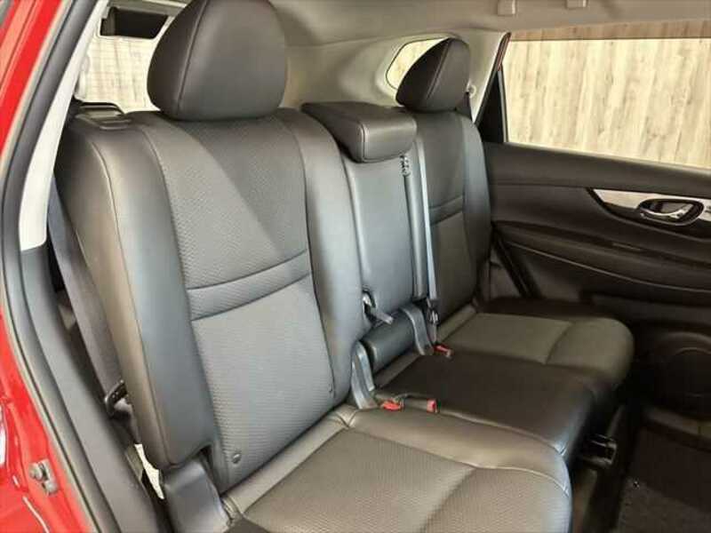X-TRAIL-7