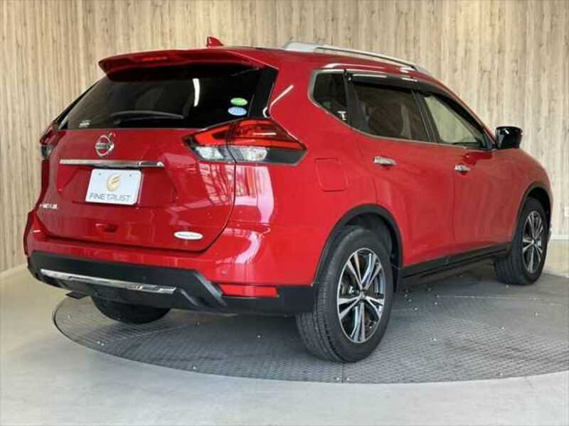 X-TRAIL-16