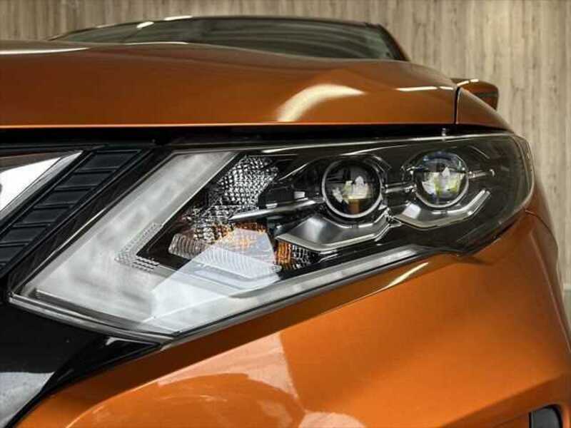 X-TRAIL-18