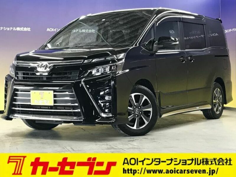 TOYOTA　VOXY