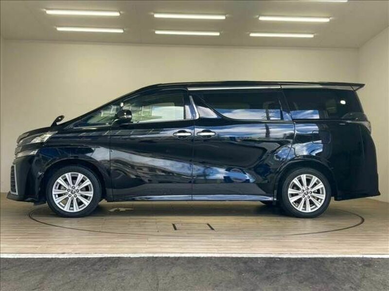 VELLFIRE-15