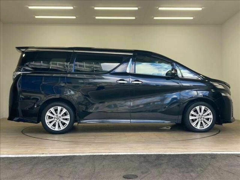 VELLFIRE-16