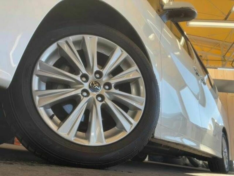 VELLFIRE-19