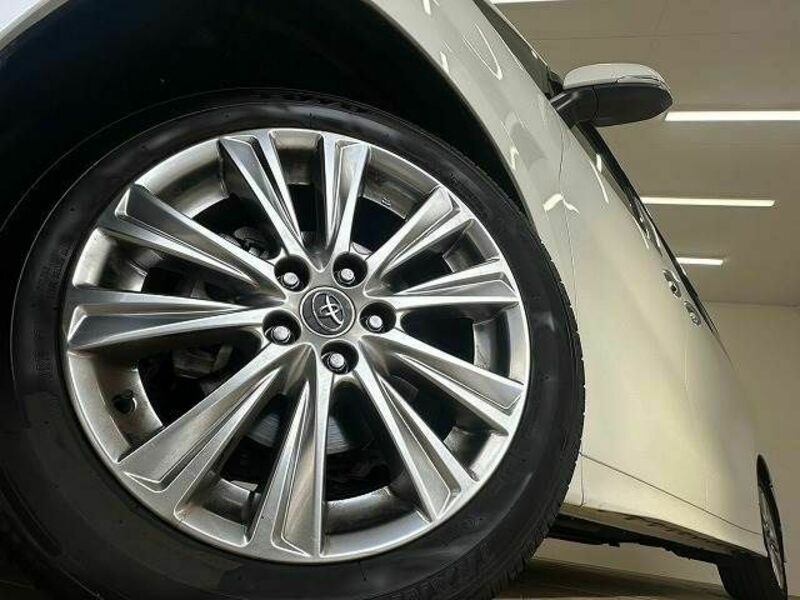 VELLFIRE-17