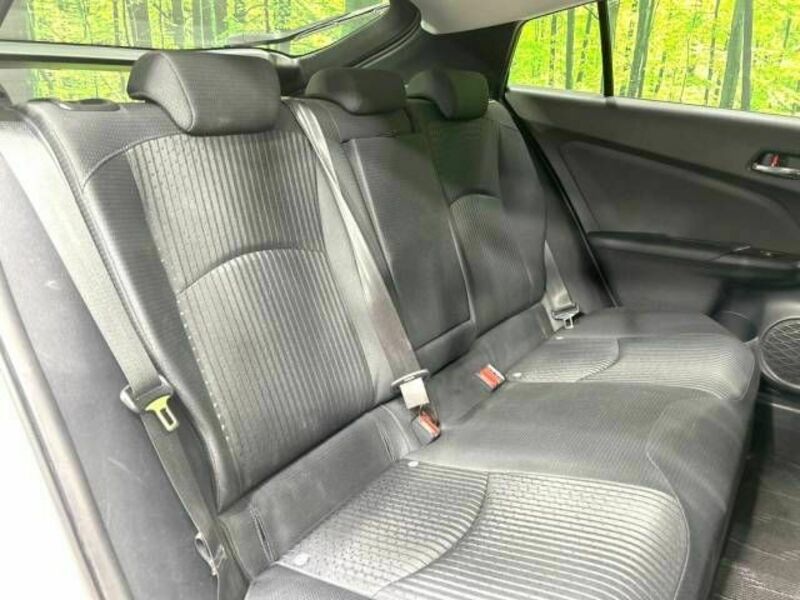 PRIUS-9