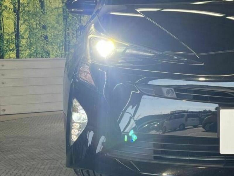 PRIUS-11