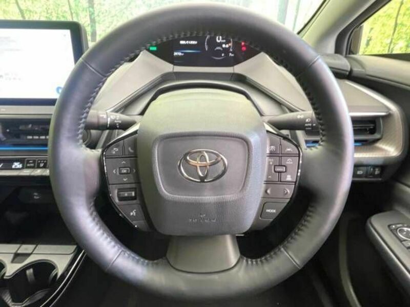 PRIUS-10