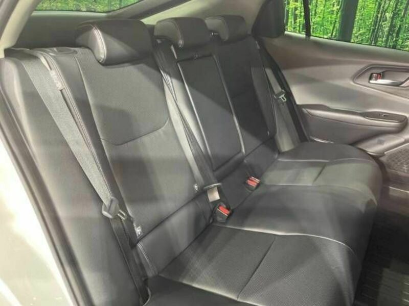 PRIUS-8