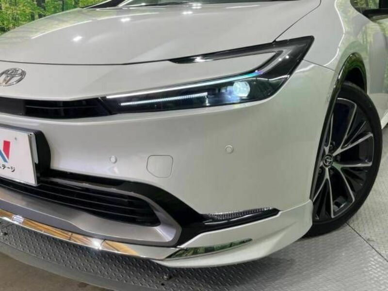 PRIUS-11