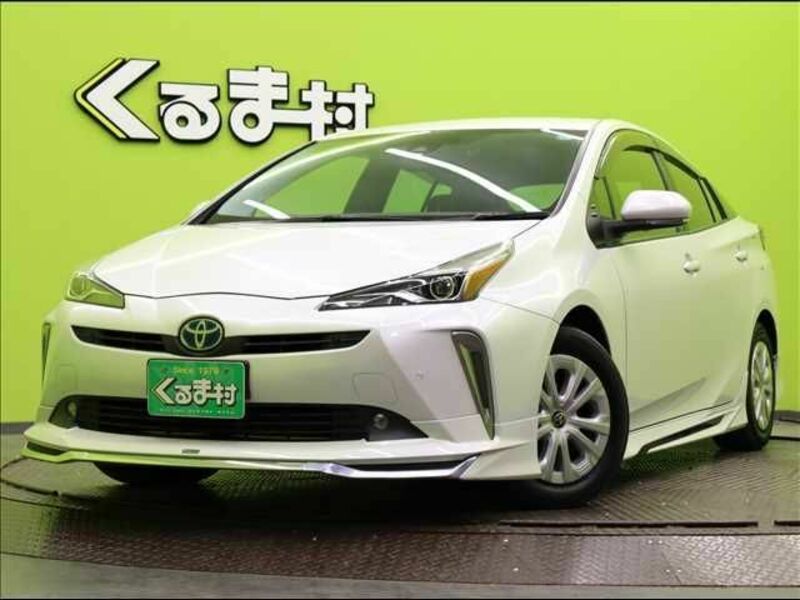 TOYOTA　PRIUS