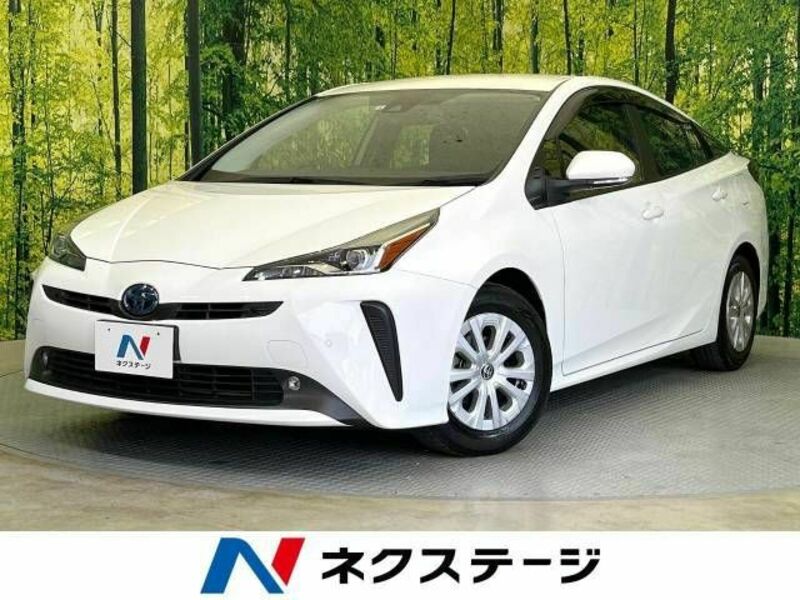 TOYOTA　PRIUS