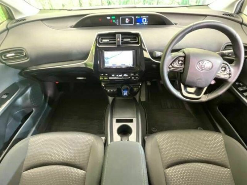 PRIUS-1