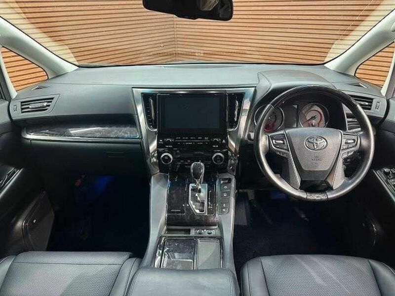 VELLFIRE-1