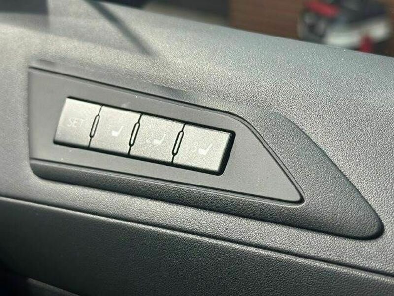 VELLFIRE-8