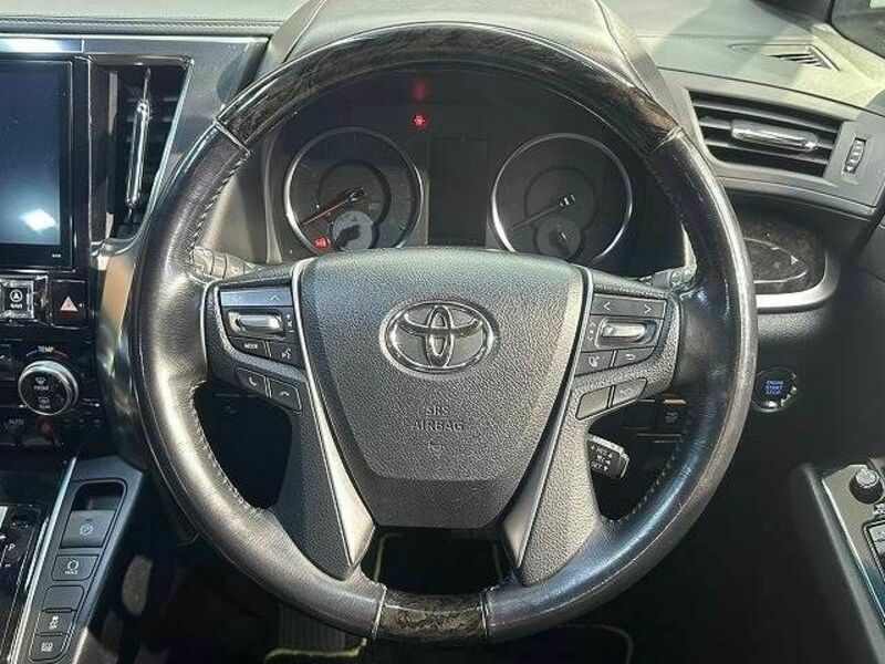 VELLFIRE-12