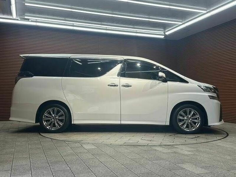 VELLFIRE-17