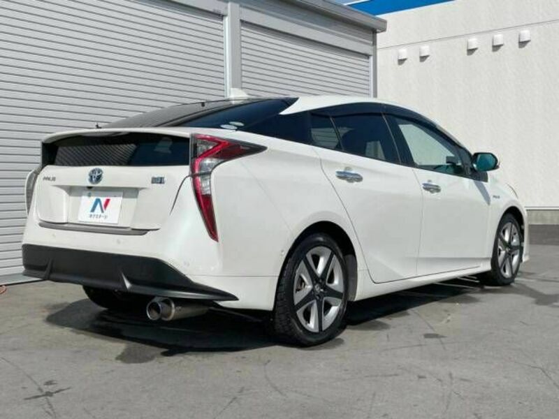 PRIUS-15
