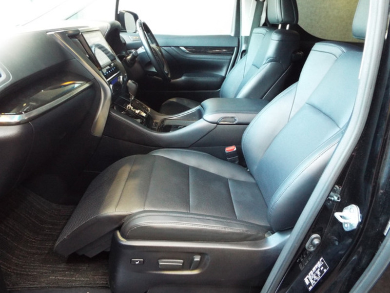 VELLFIRE-15