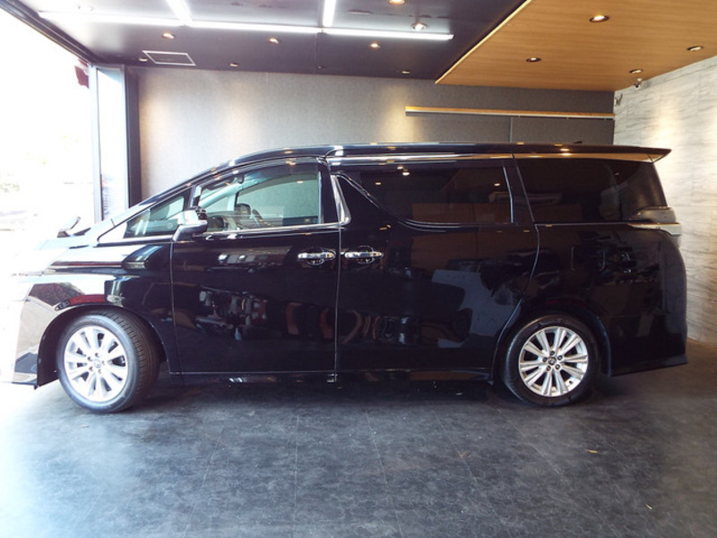 VELLFIRE-1