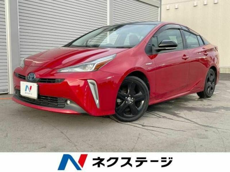 TOYOTA　PRIUS