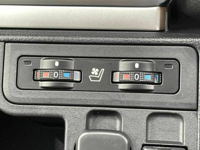 LAND CRUISER PRADO-8