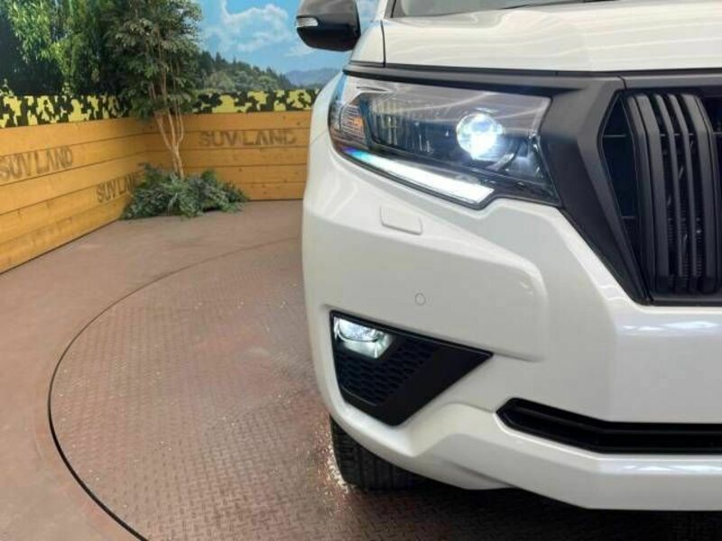 LAND CRUISER PRADO-11
