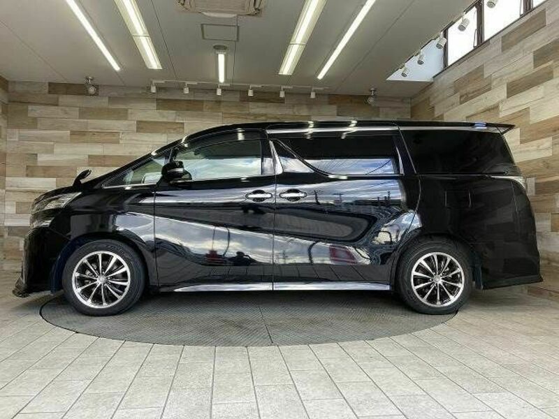VELLFIRE-14