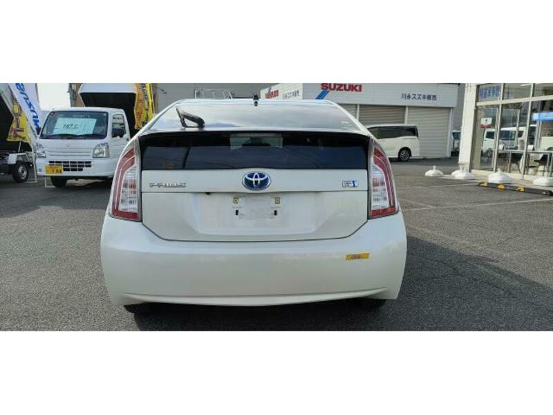 PRIUS-1