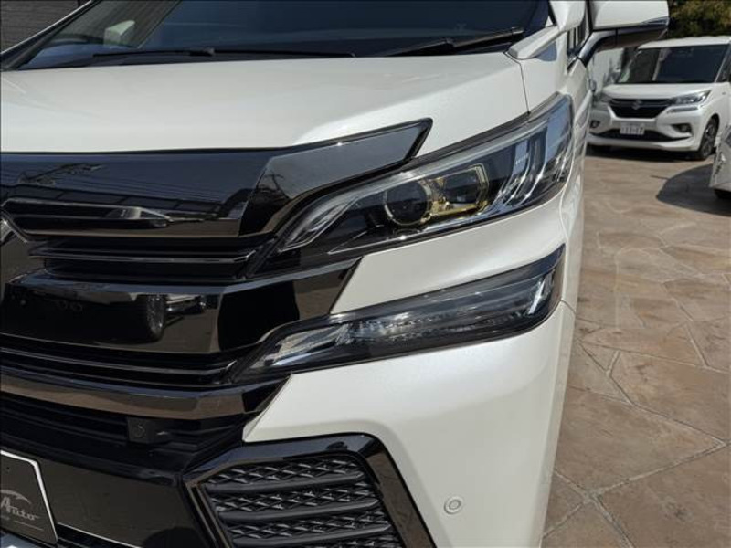 VELLFIRE-9