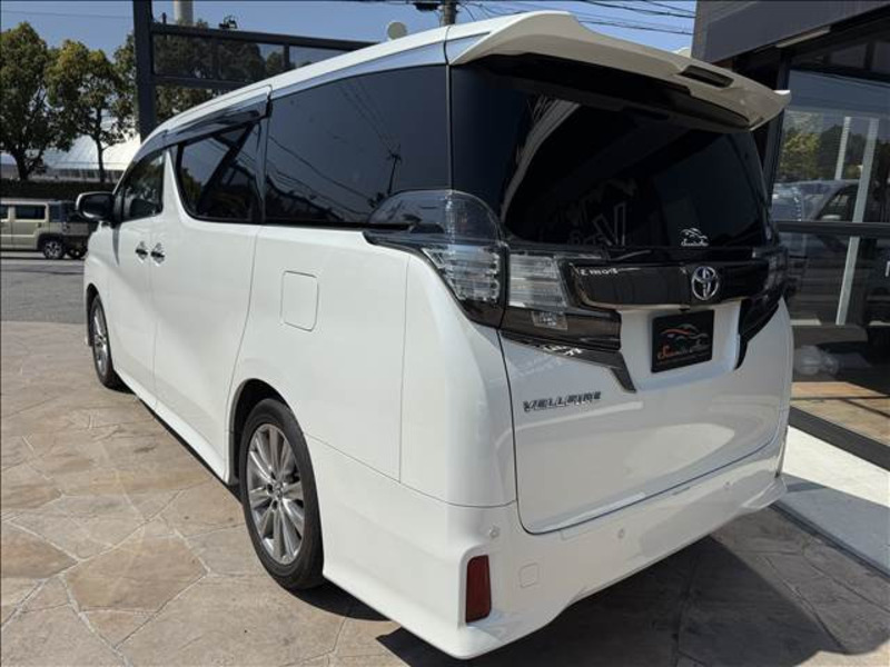 VELLFIRE-7