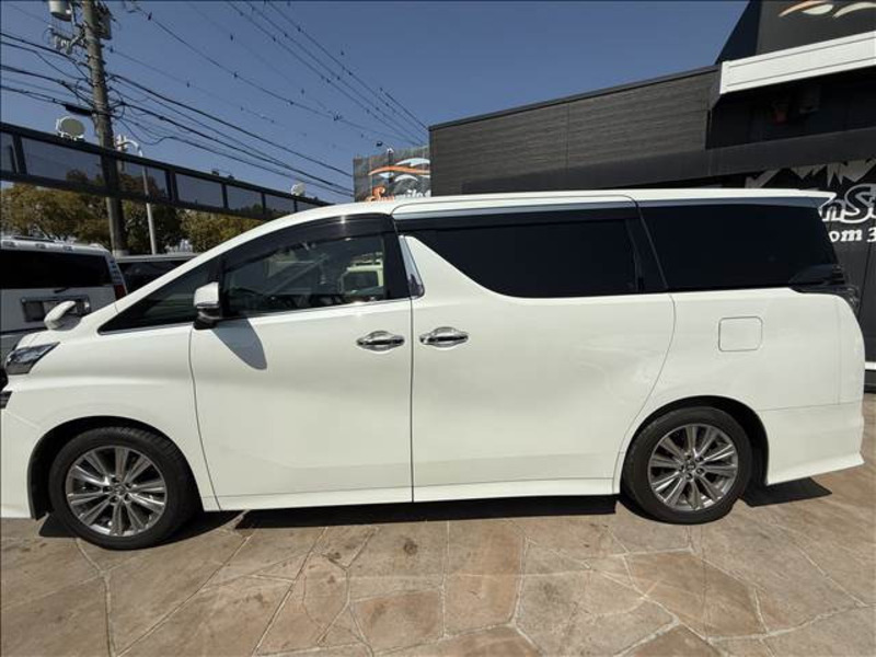 VELLFIRE-6