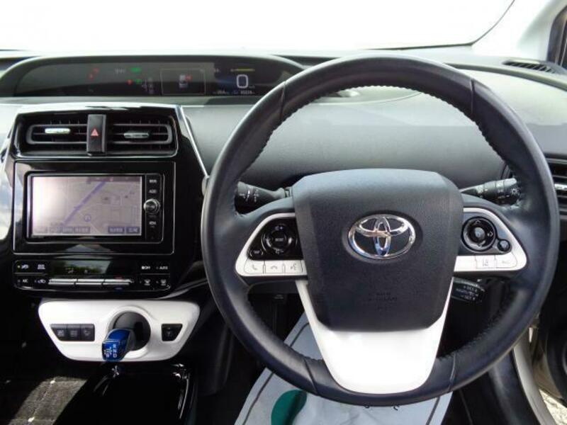 PRIUS-2