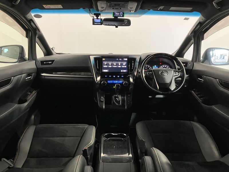 VELLFIRE-14