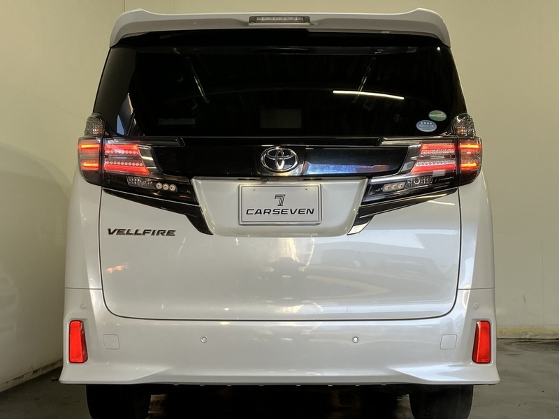 VELLFIRE-5