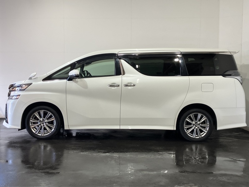 VELLFIRE-7