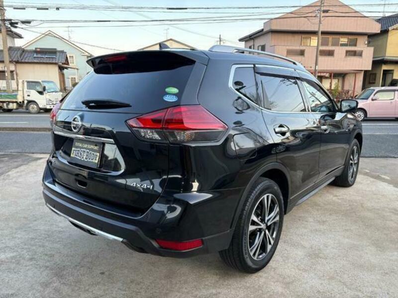 X-TRAIL-4