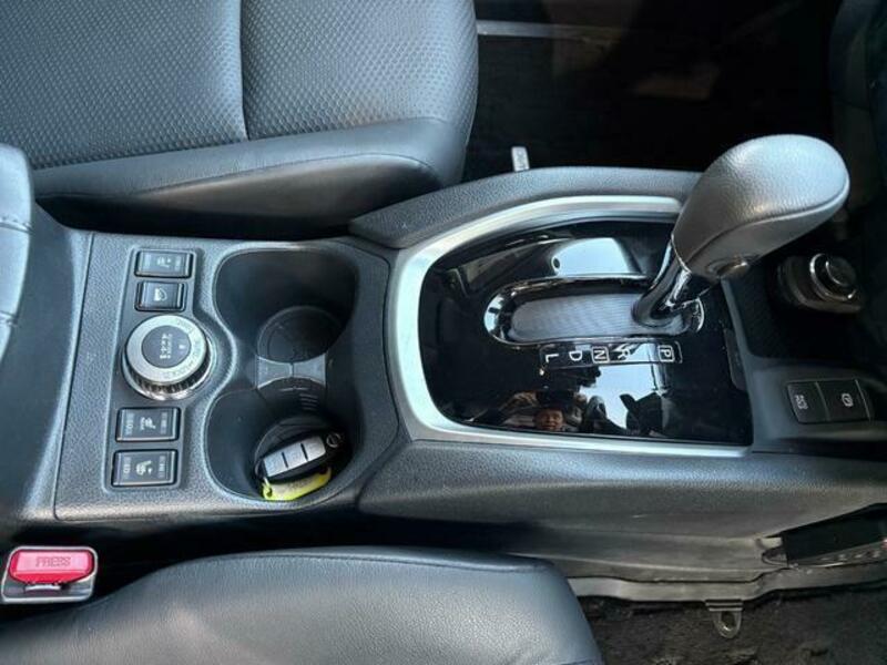 X-TRAIL-15