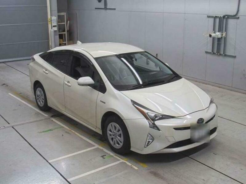 PRIUS-7
