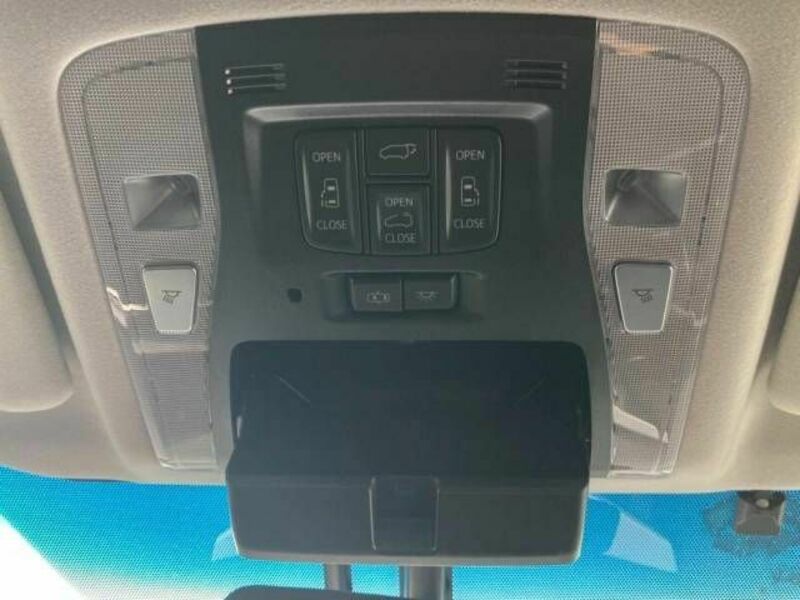 VELLFIRE-7