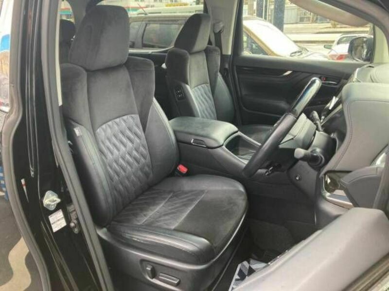 VELLFIRE-9