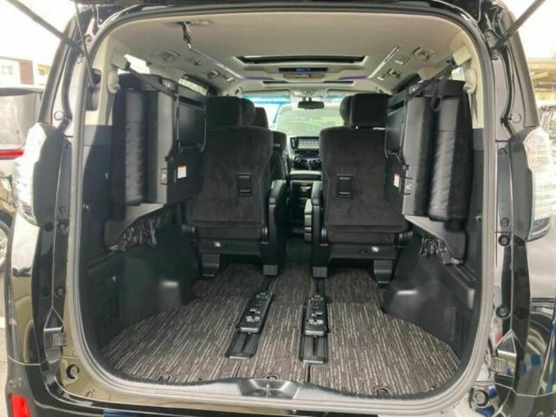 VELLFIRE-11