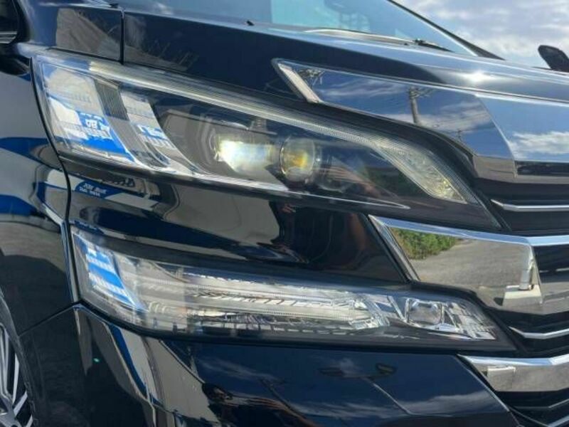 VELLFIRE-13